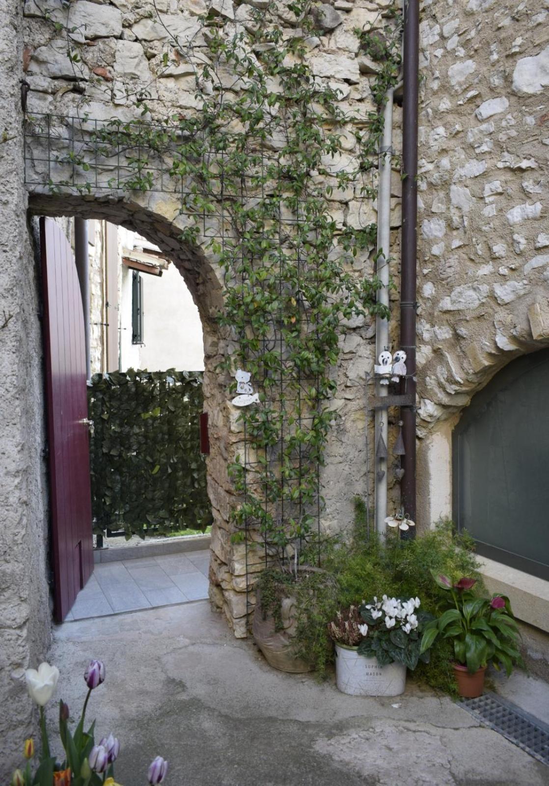 Appartamento Anna Brenzone sul Garda Dış mekan fotoğraf