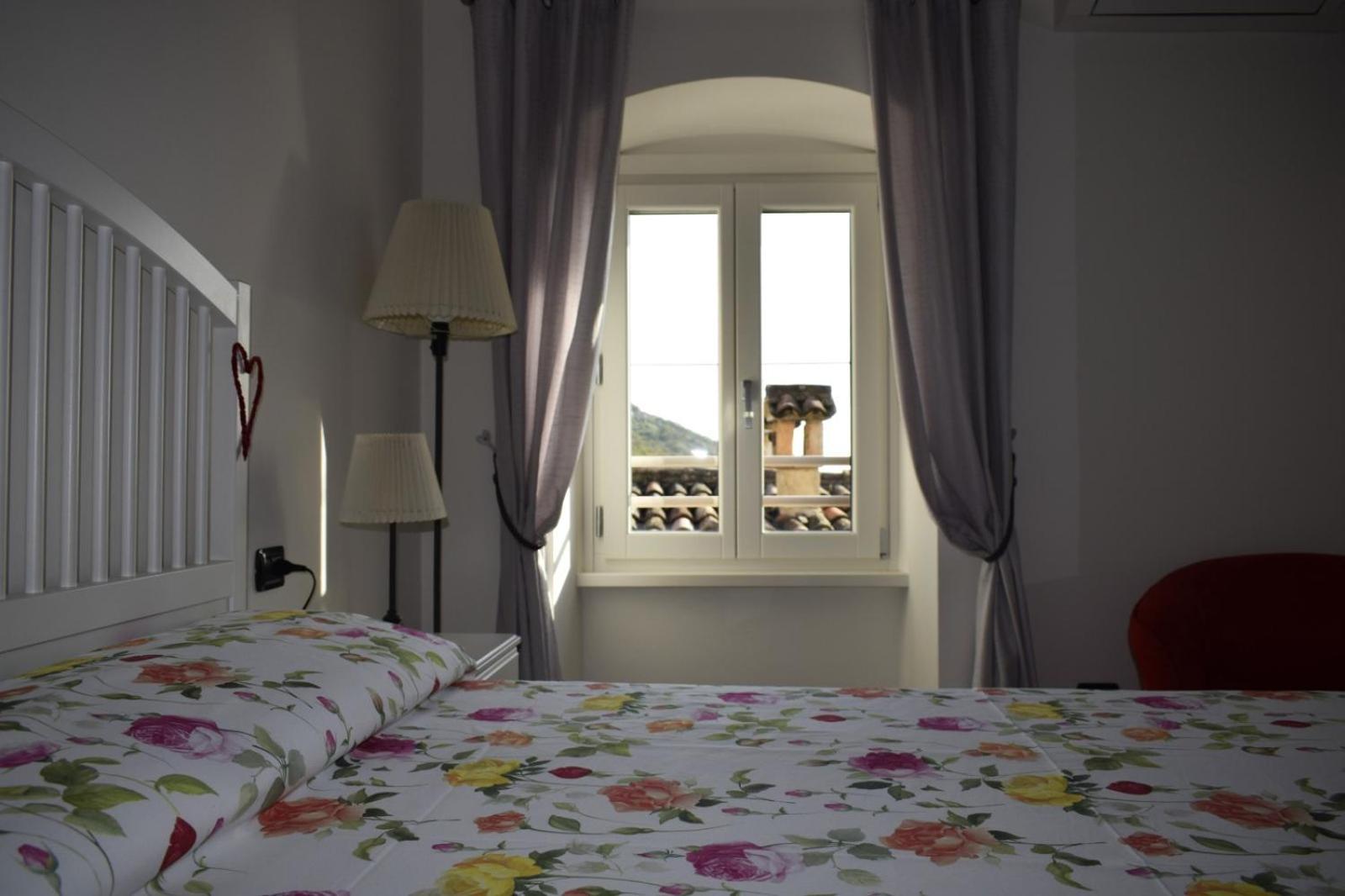 Appartamento Anna Brenzone sul Garda Dış mekan fotoğraf